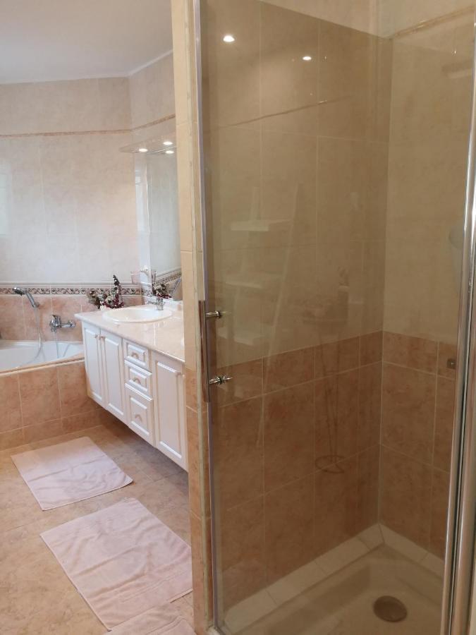 Au Doux Repos Bed & Breakfast Lucbardez-et-Bargues Exterior photo