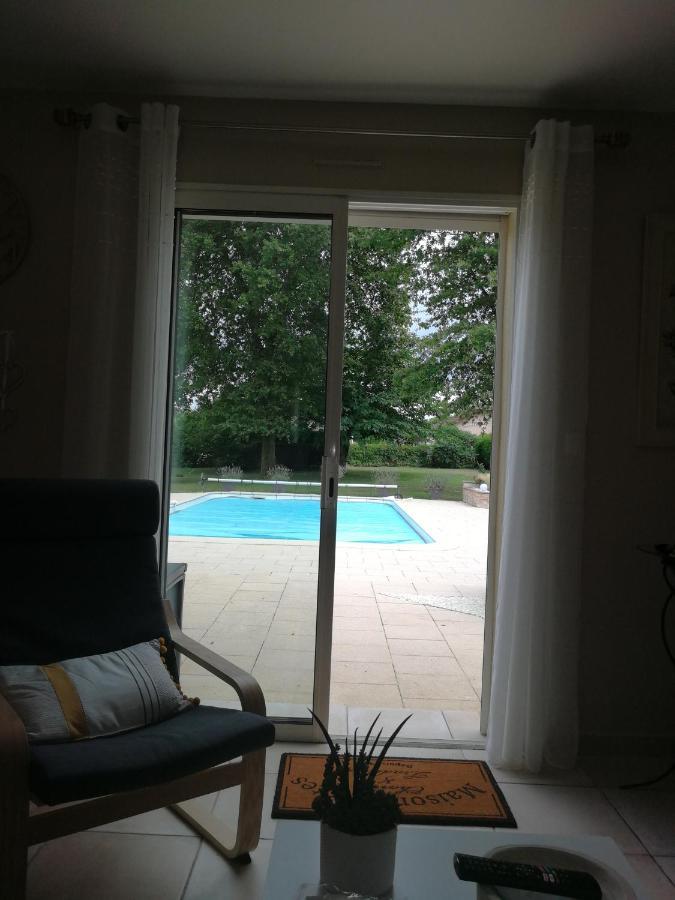 Au Doux Repos Bed & Breakfast Lucbardez-et-Bargues Exterior photo